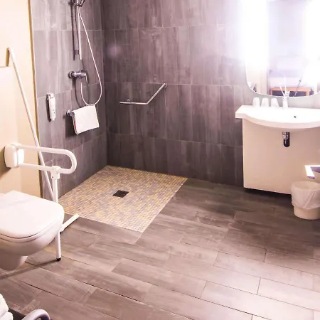 Ibis Colmar Est - Hotel Restaurant En Alsace Horbourg-Wihr Exterior photo
